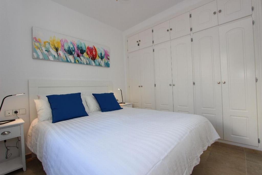 Duquesa Suites 531 Manilva Bagian luar foto